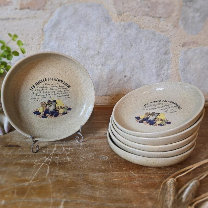 Lot de 6 assiettes creuses à moules, recettes régionales illustrées – vue d’ensemble