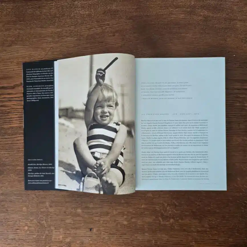 Page du livre MM Personal présentant une photo de Marilyn Monroe enfant et pensées personnelles.