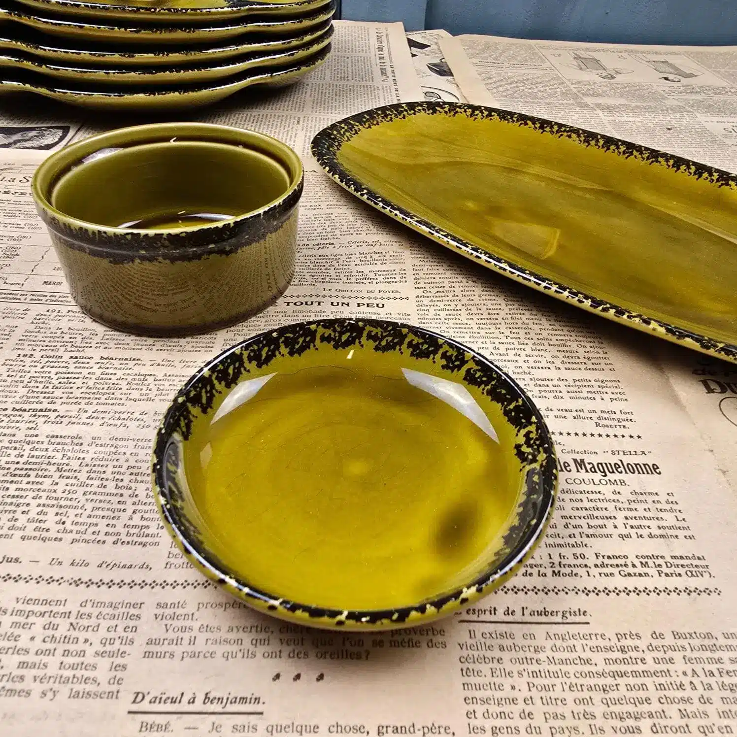 Service à huîtres Gien vintage assiettes, ramequin, coupelle et ravier assortis