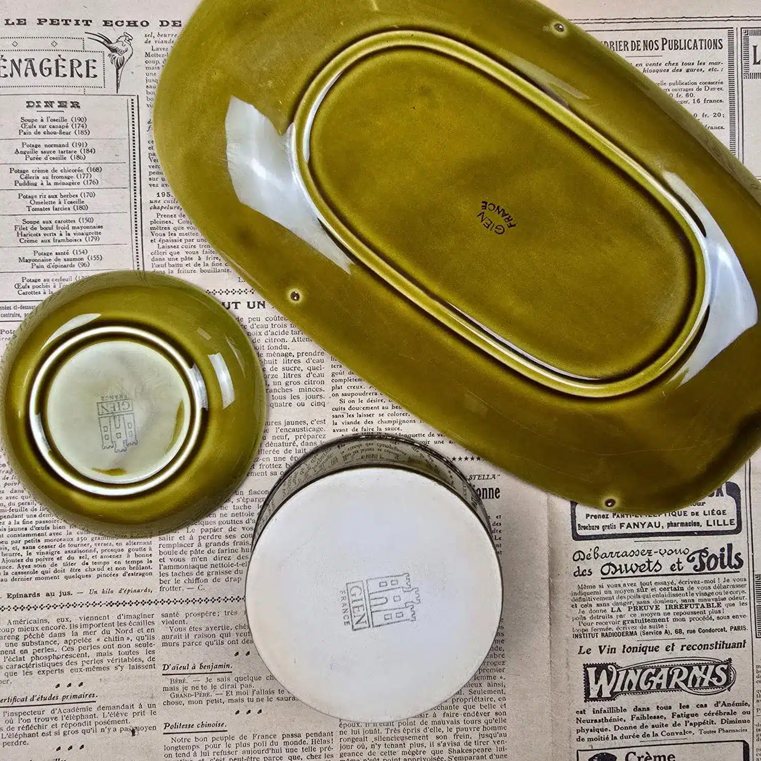 Service Gien France – vue du dessous des pièces : ravier, ramequin et coupelle