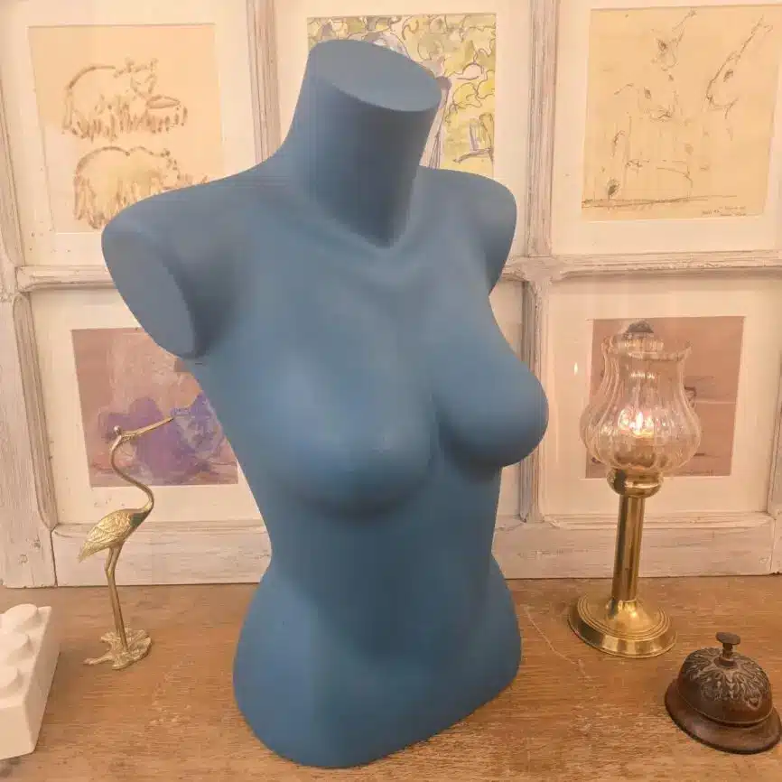 buste-feminin-bleu-deco-design-vintage-