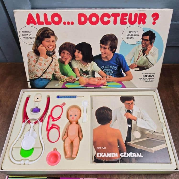 Jeu “Allô… Docteur ?” ouvert – Accessoires médicaux