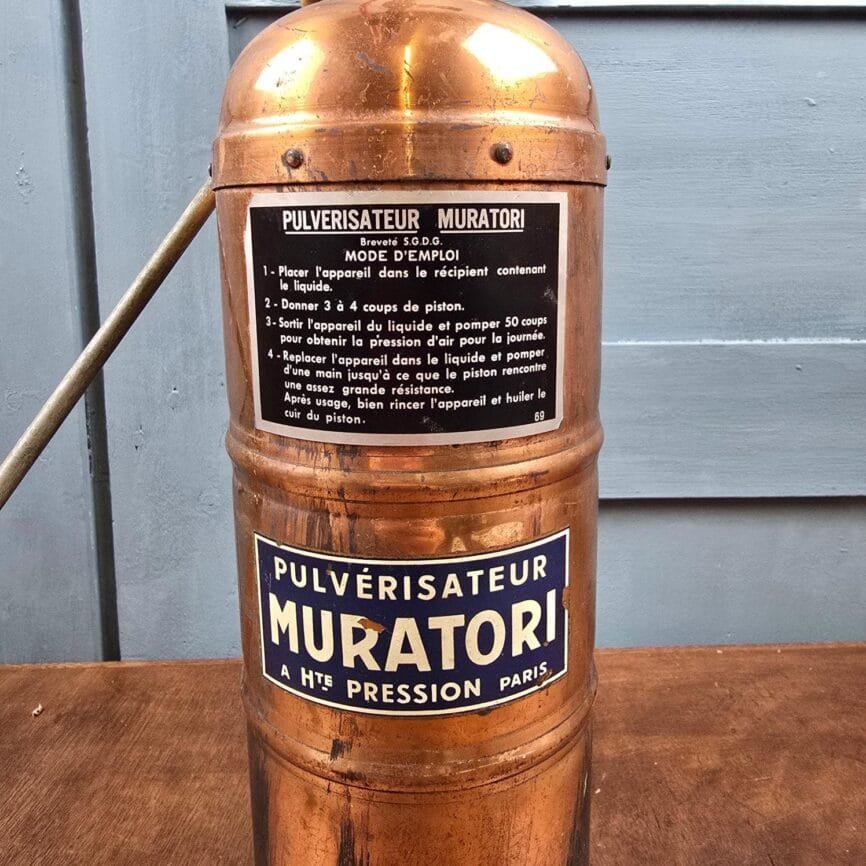 Pulvérisateur ancien Muratori complet, objet décoratif industriel