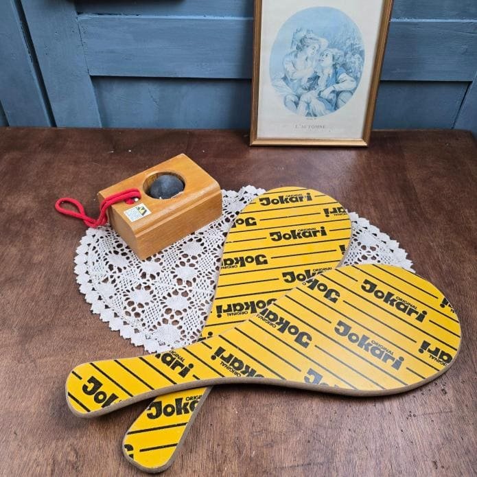 Jeu de Jokari vintage original années 80/90 complet avec socle en bois et raquettes jaunes