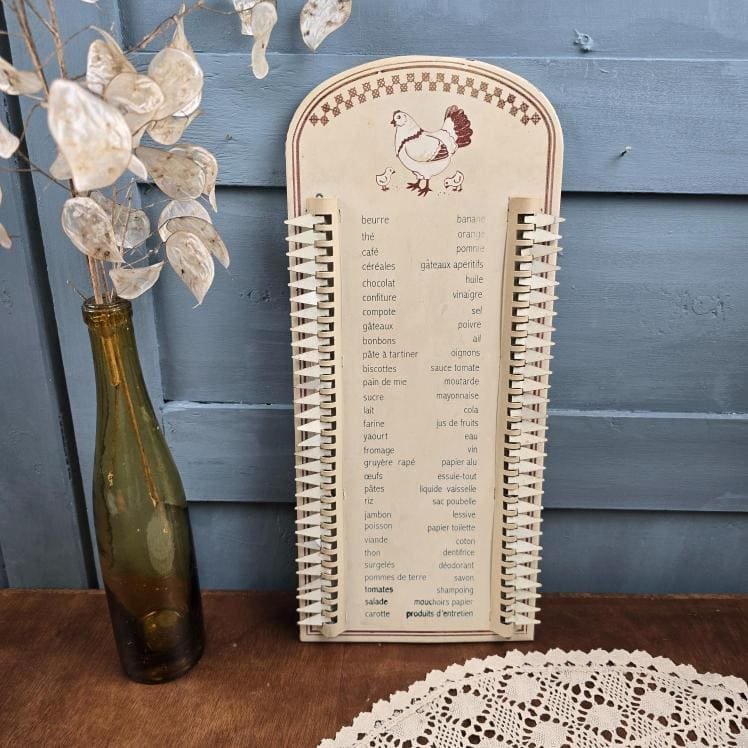 Liste de courses murale vintage en métal décor poule années 70