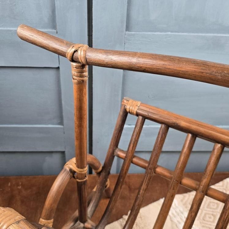 détail assemblage bois et ligatures style bambou