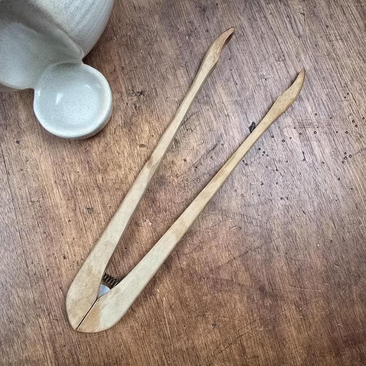Pince en bois vintage pour pot à cornichons