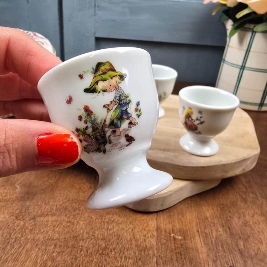 coquetiers en porcelaine de limoges motif enfant