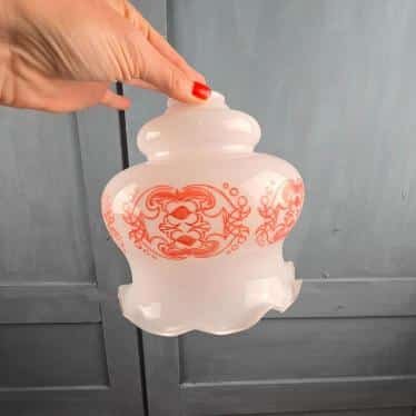 globe fleurs orange seventies abat jour verre tenue en main pour visualiser la taille