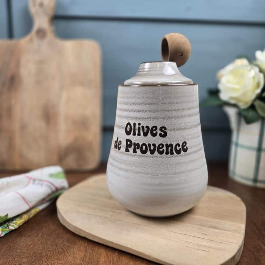 pot olives salins auberge paysanne vintage campagne ambiance vintage