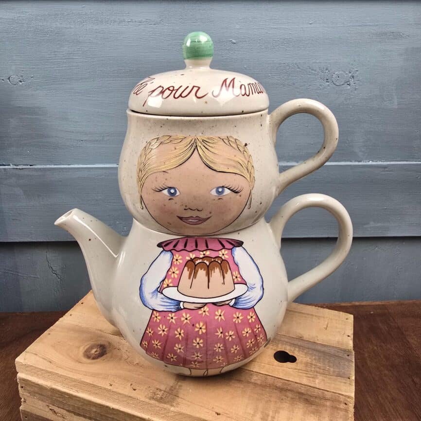 théière et tasse superposable vintage "Thé pour Maman"