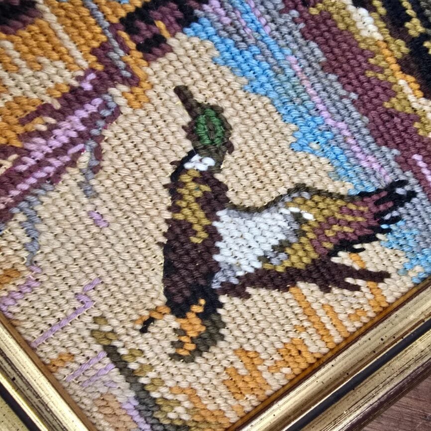 Cadre vintage canevas paysage aux canards, vue rapprochée du motif canard