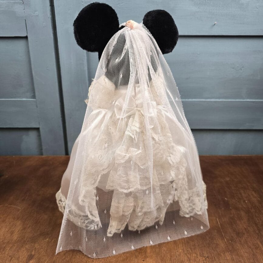 Peluche Minnie mariée, Disneyland Paris vintage années 90 vue de dos