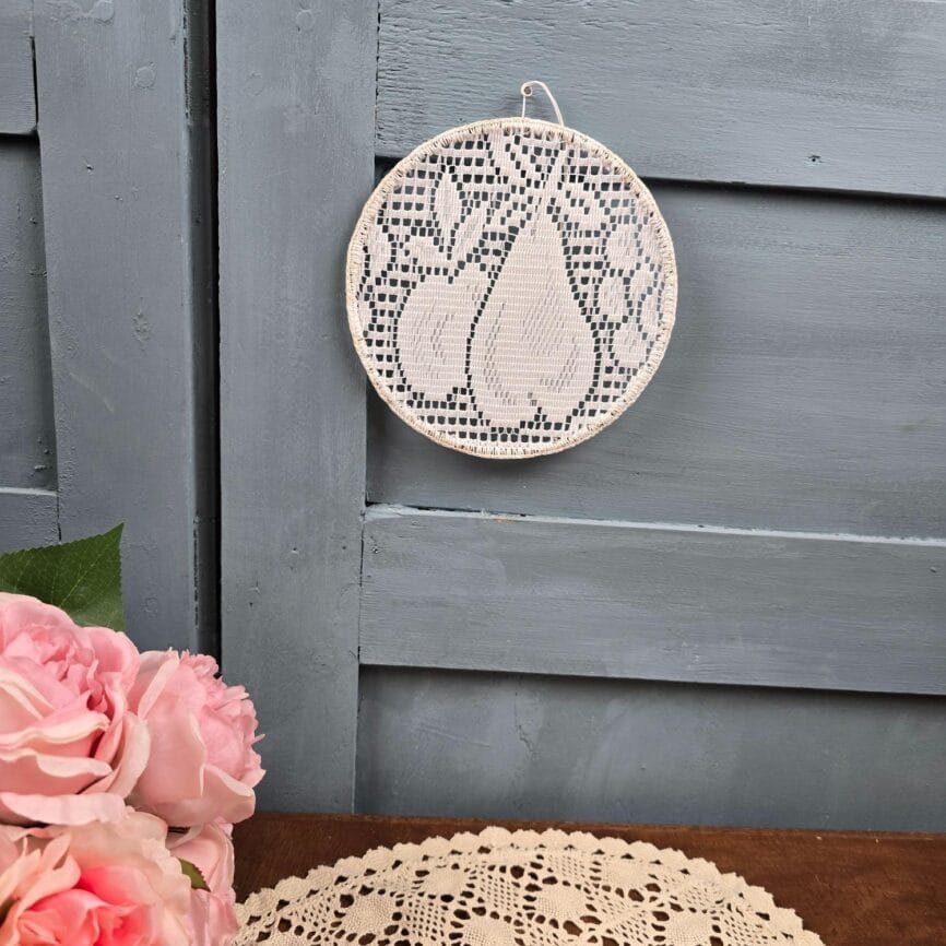 decoration murale vintage crochet filet pomme poire