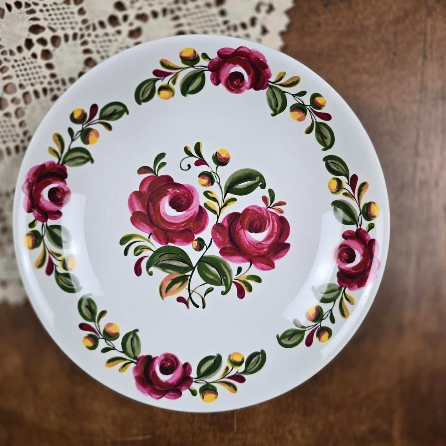 assiette ottawa moulin loups fleurs folklorique vintage