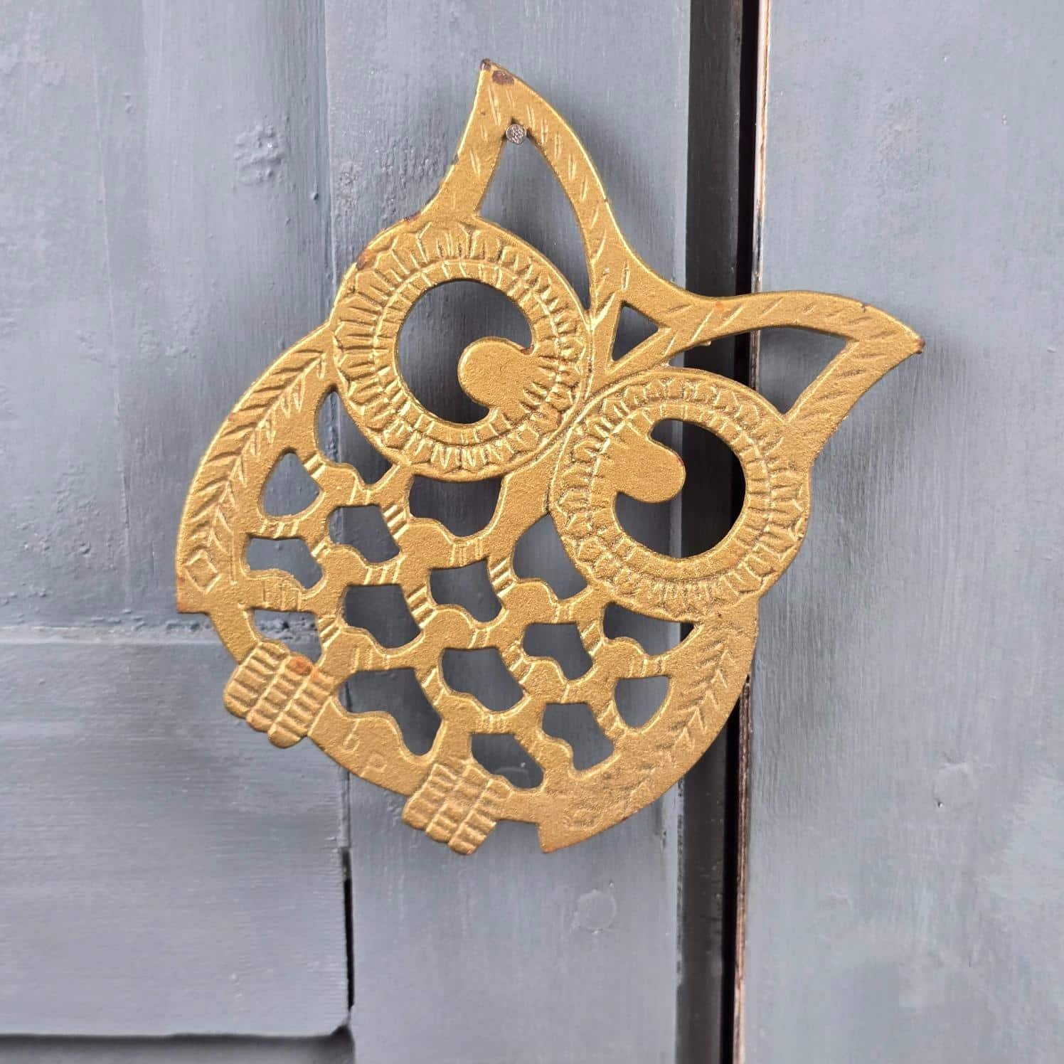dessous plat hibou vintage metal dore zoomorphe