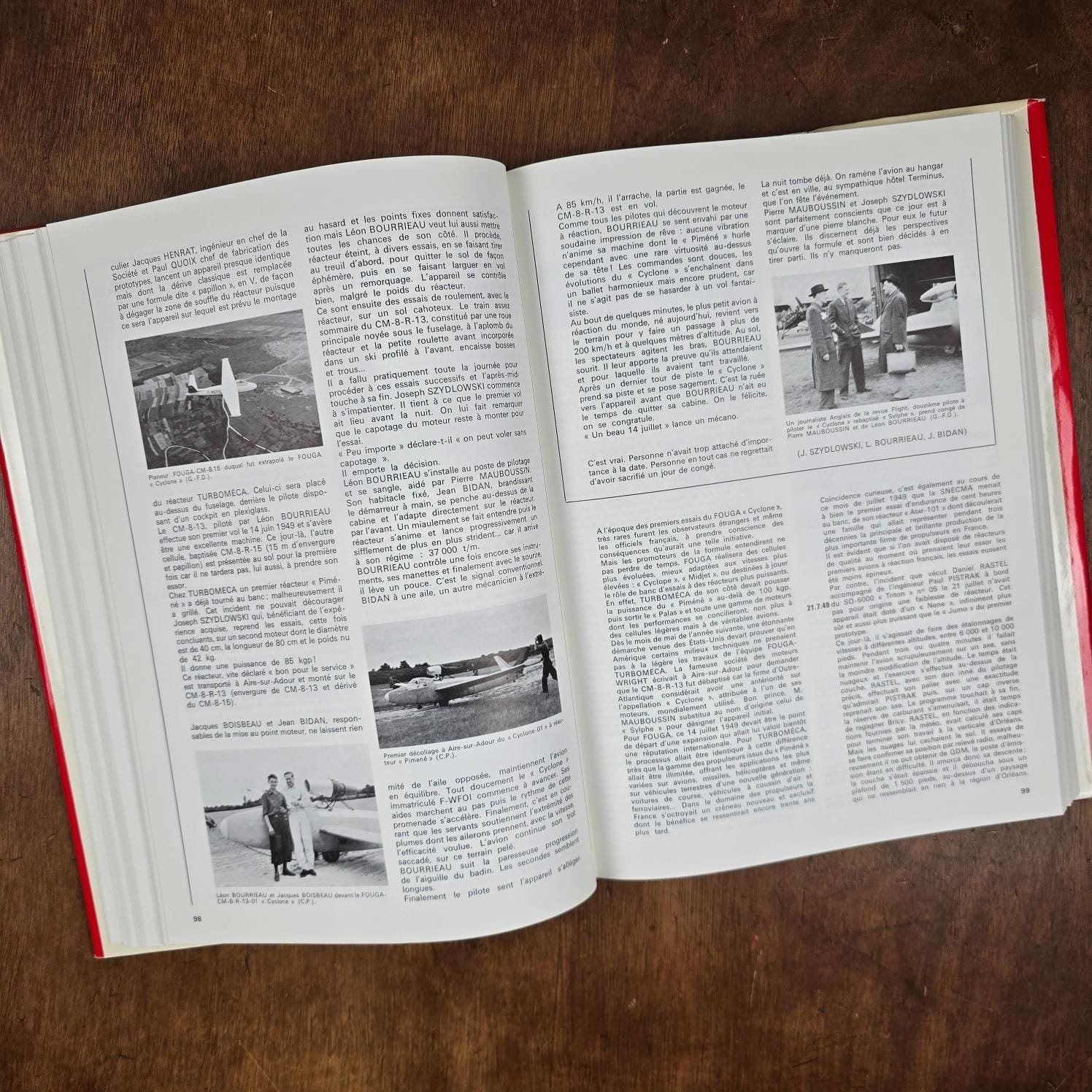 Histoire de l’aéronautique française 1940-1960, Jacques Noetinger, 1978, vue intérieure du livre, texte et photographies noir & blanc