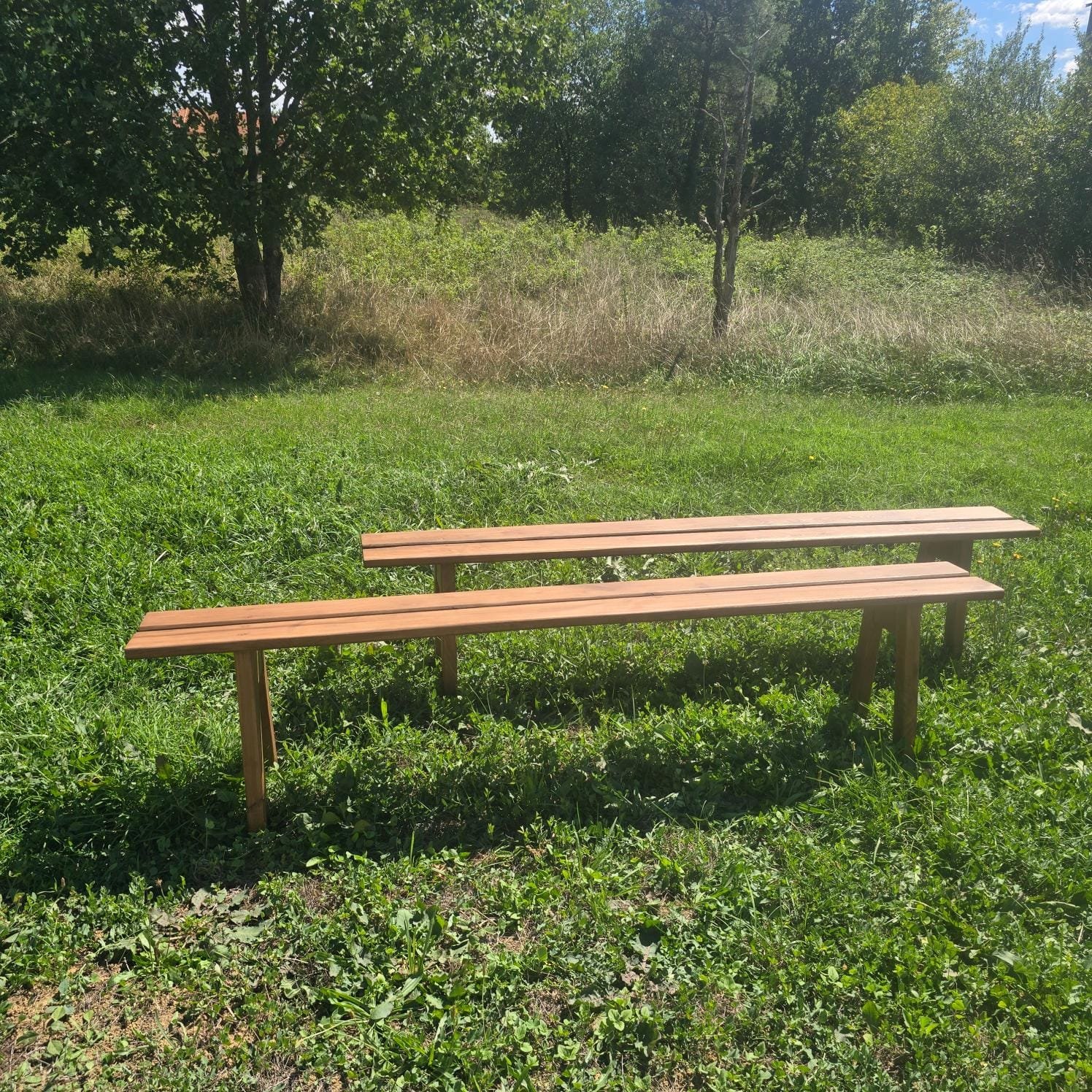 Paire de bancs de ferme en bois massif, 2 mètres, cadre verdoyant