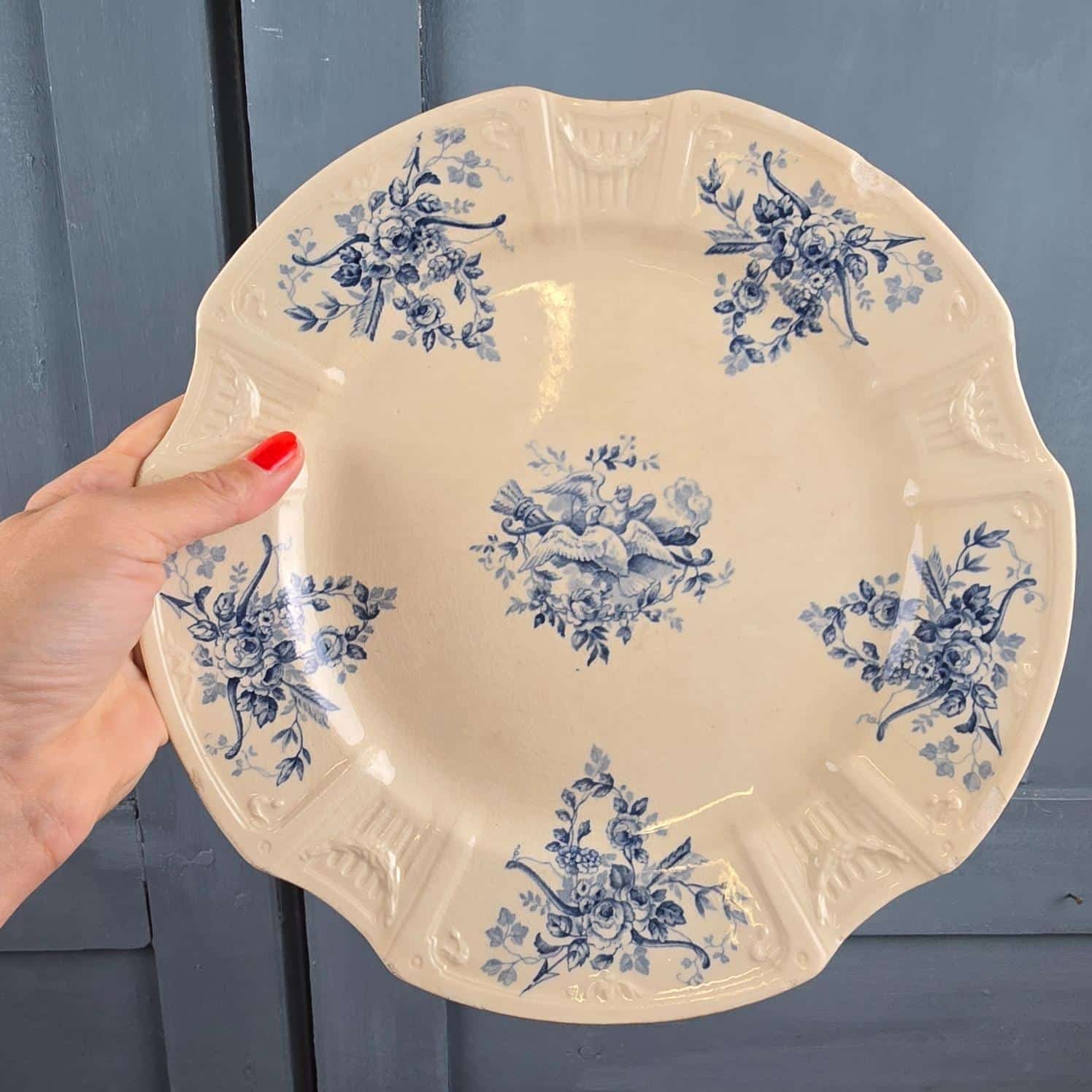 plat gien colombes bleue annees ancien