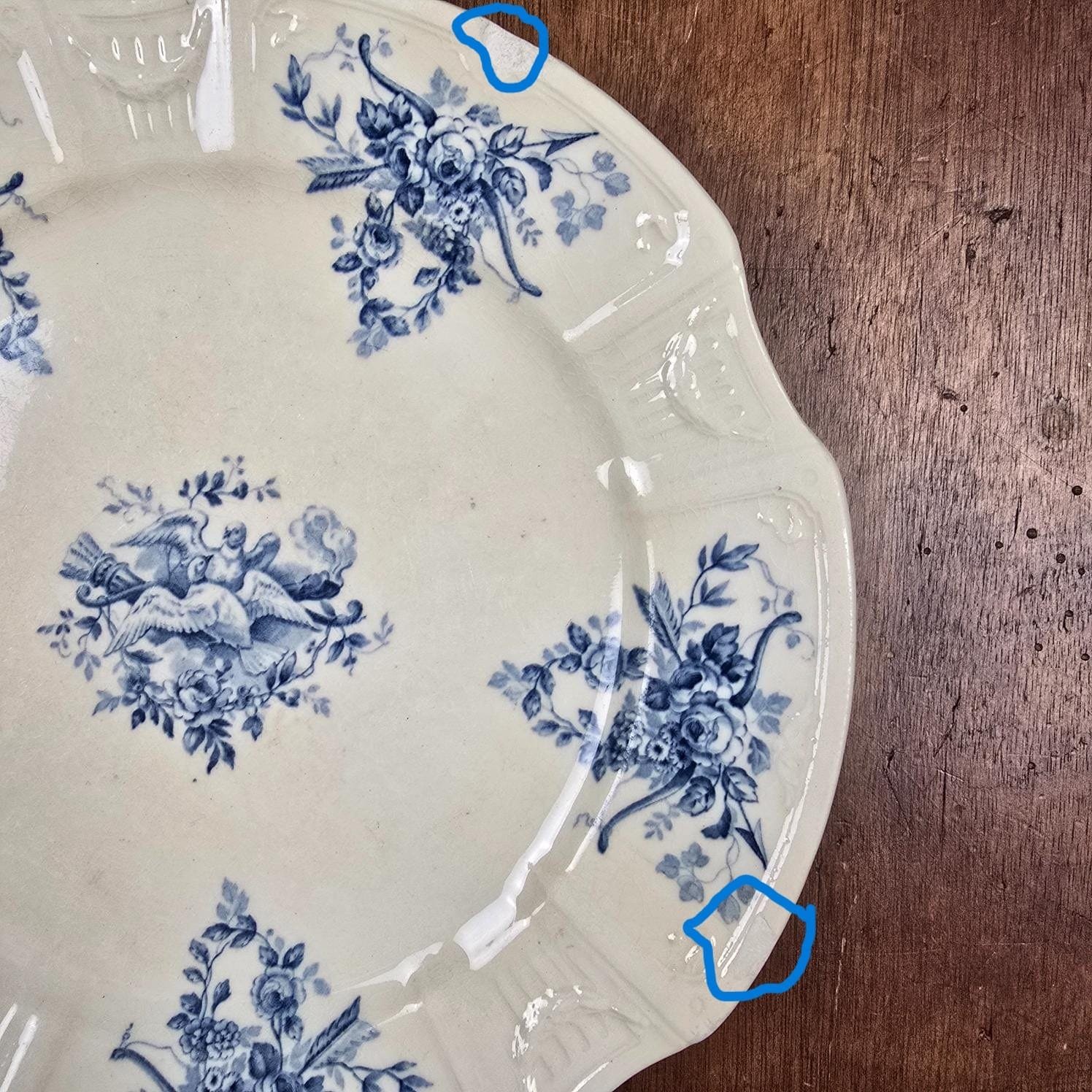 plat gien colombes bleue annees ancien