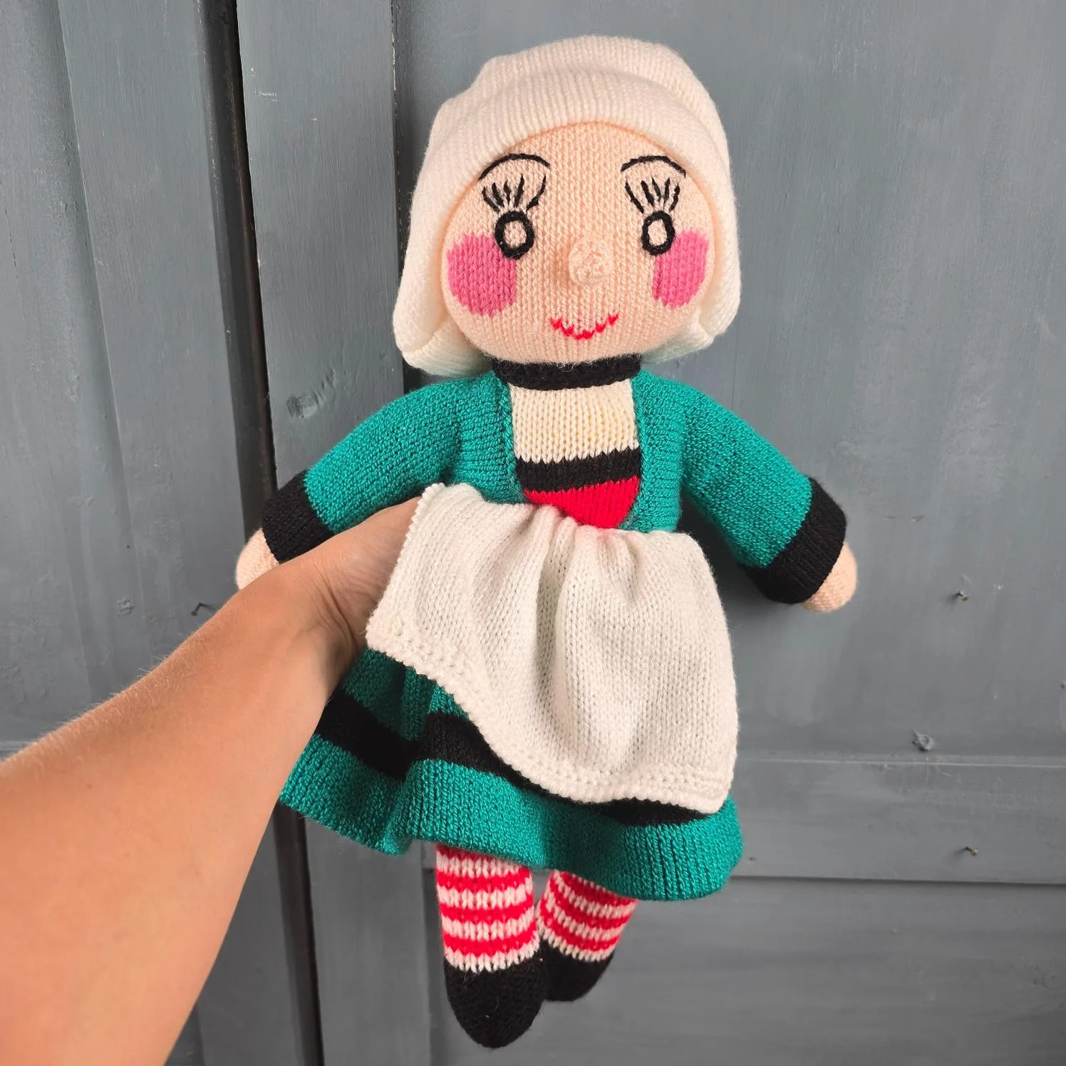 poupee becassine vintage fait main laine
