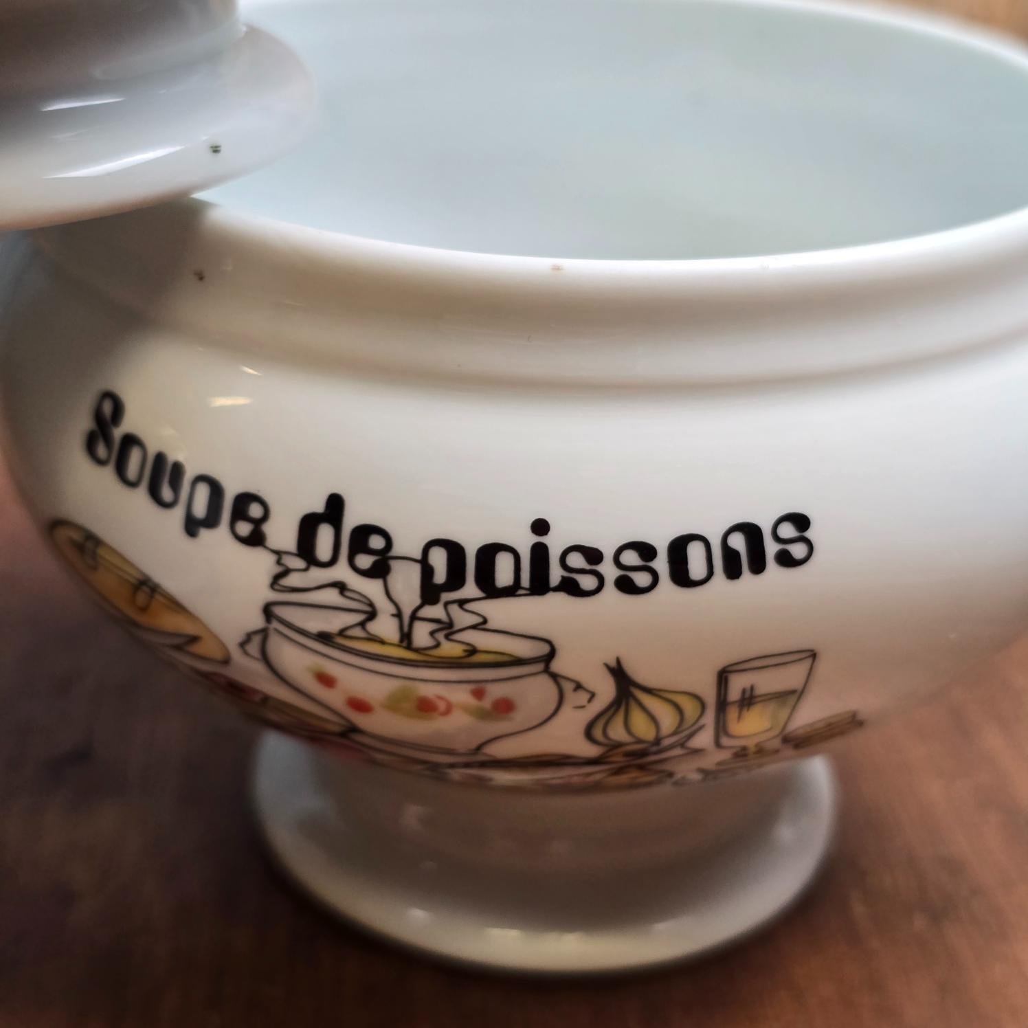 Bol à soupe de poissons vintage, détail de l'inscription et du motif illustré
