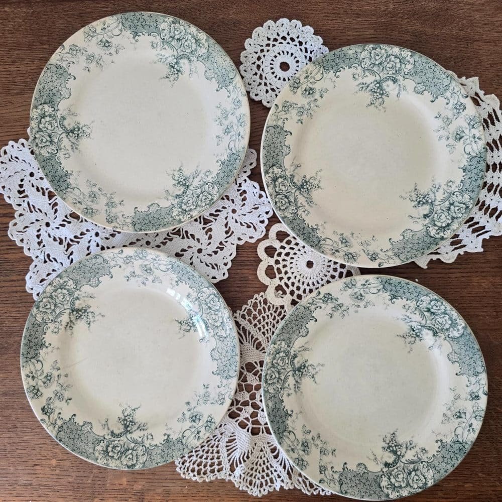 Lot de 4 assiettes anciennes Boulenger & Cie Choisy-le-Roi Terre de Fer