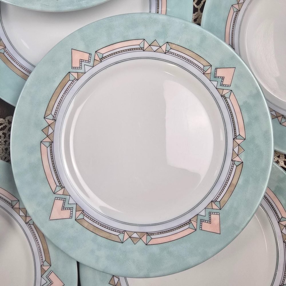 Lot de 12 assiettes à dessert ESSO géométriques pastel – Service vintage 20 cm vue rapprochée