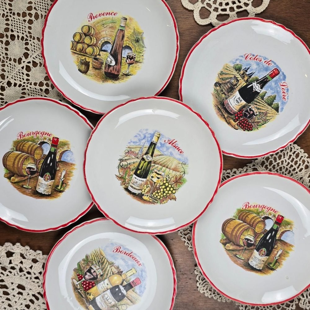 Lot de 6 assiettes à fromage motif vin de France, moulin loups, ambiance vintage