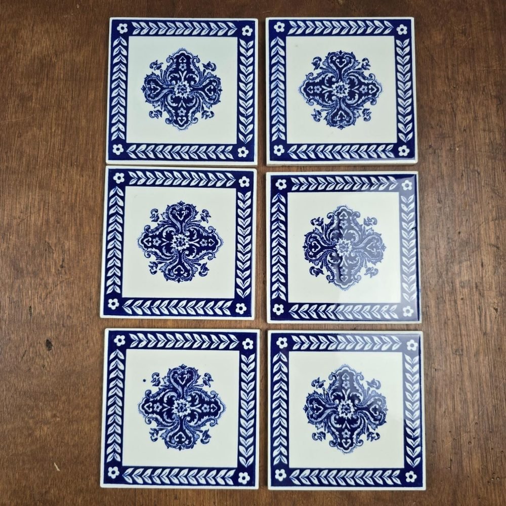 Lot de 6 carreaux anciens GIEN 11x11 cm – Faïence bleu blanc décor vintage