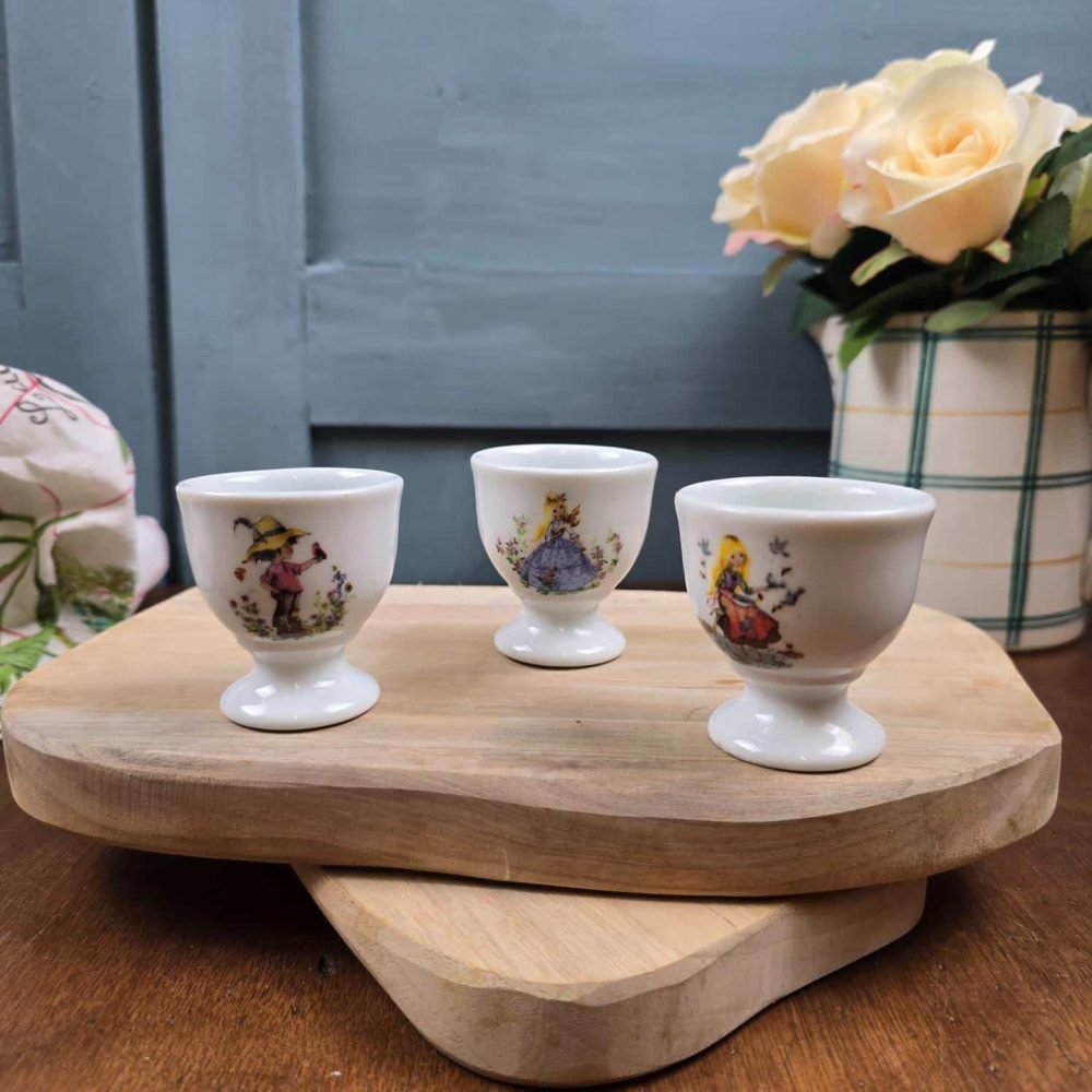coquetiers en porcelaine de limoges ambiance vintage