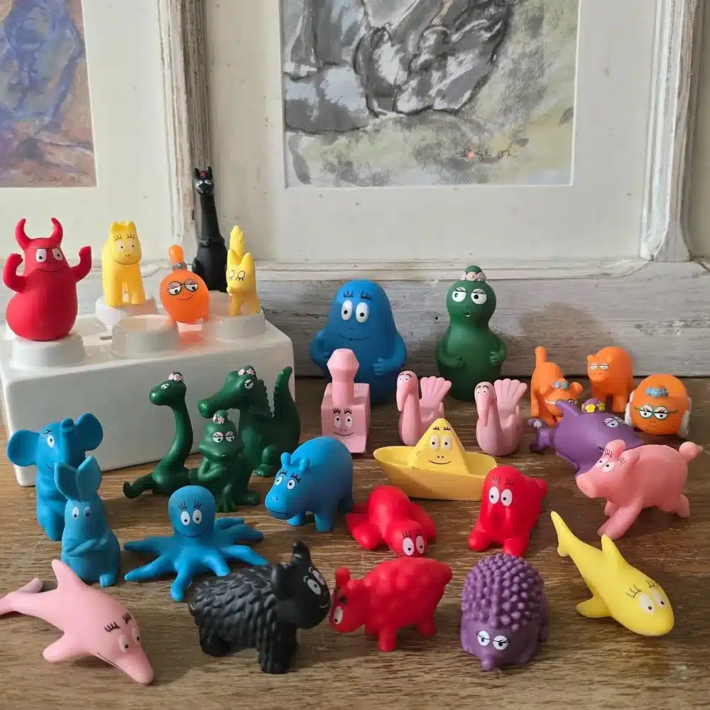ot de figurines Barbapapa vintage colorées – personnages et animaux réuniss.