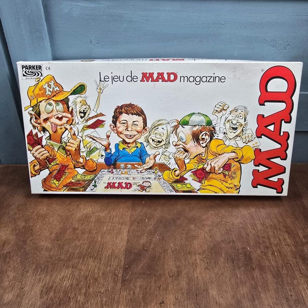 Boîte fermée du jeu MAD vintage (vue de face), édition Parker, illustrée de personnages caricaturaux.