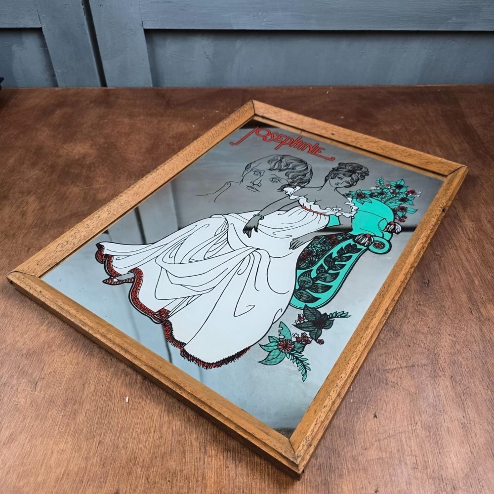 Miroir complet sérigraphié Joséphine, posé sur table, cadre bois d’origine.