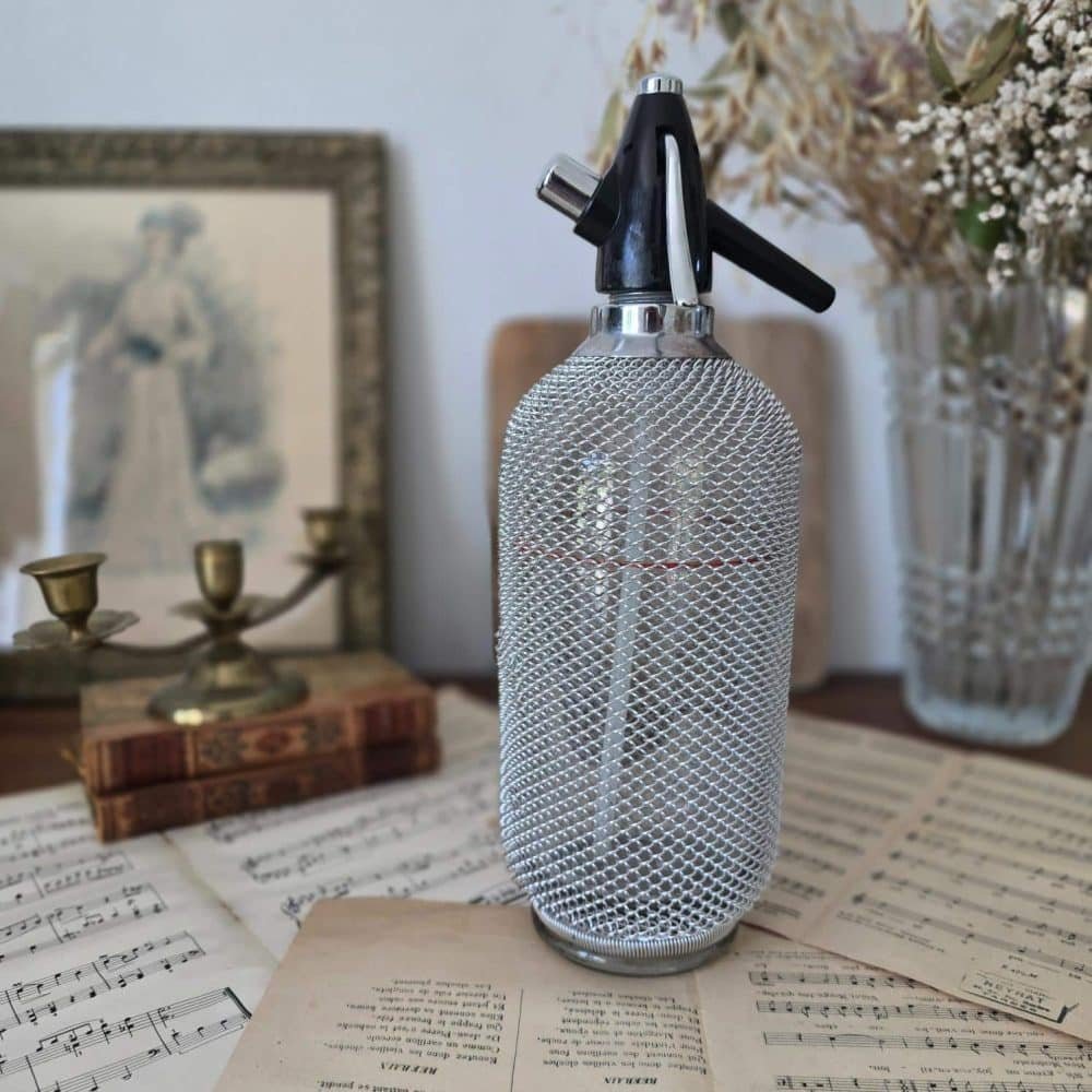 Siphon vintage grillagé à eau de Seltz – maille métallique argentée, 35 cm
